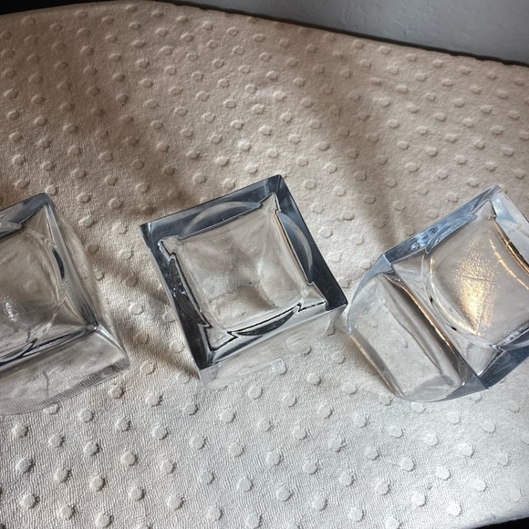 Three Clear Square - Picture 7 of 14